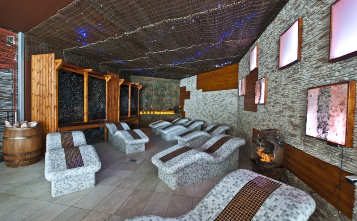 Tężnia solankowa – jak działa inhalacja solankowa?